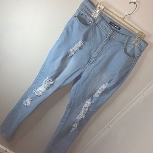 Fashion nova skinny jeans ripped size 16